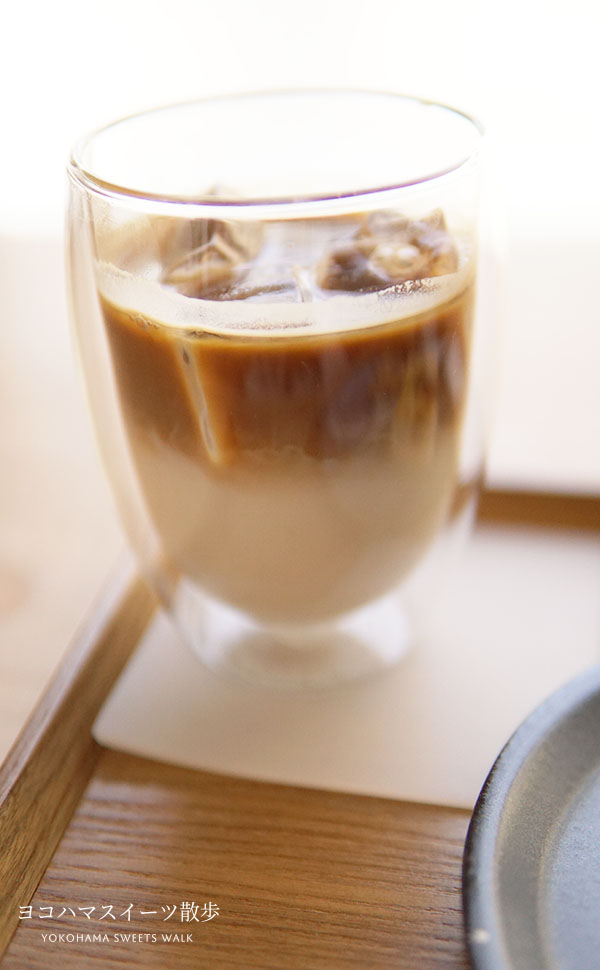 反町駅 Coffee KOBAN カフェラテ